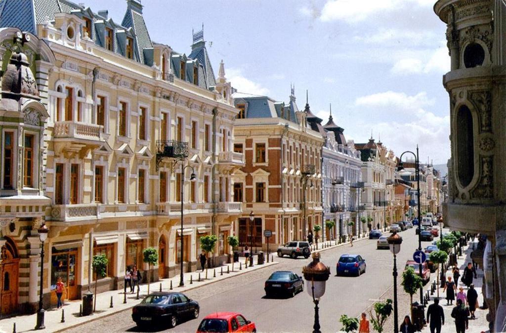 Apartment Fine Home Тбілісі Екстер'єр фото
