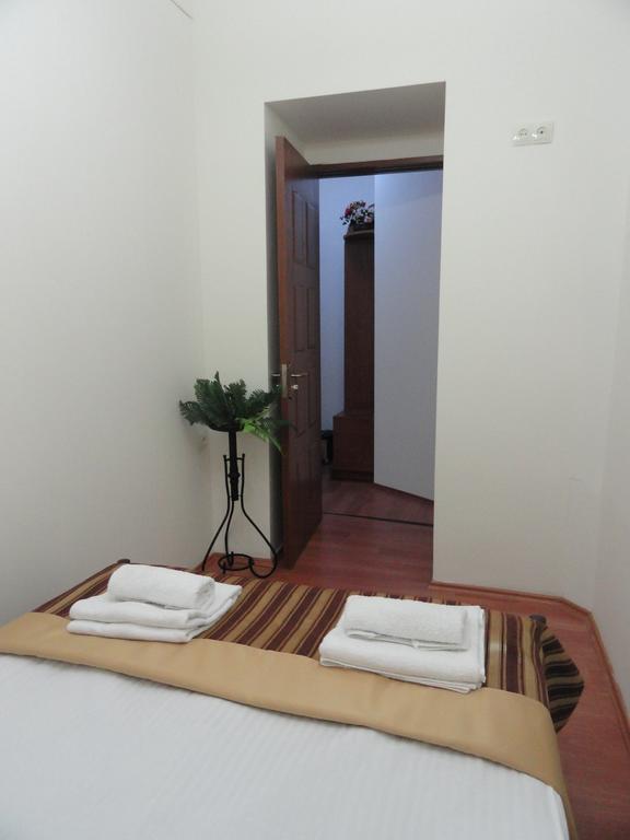 Apartment Fine Home Тбілісі Екстер'єр фото
