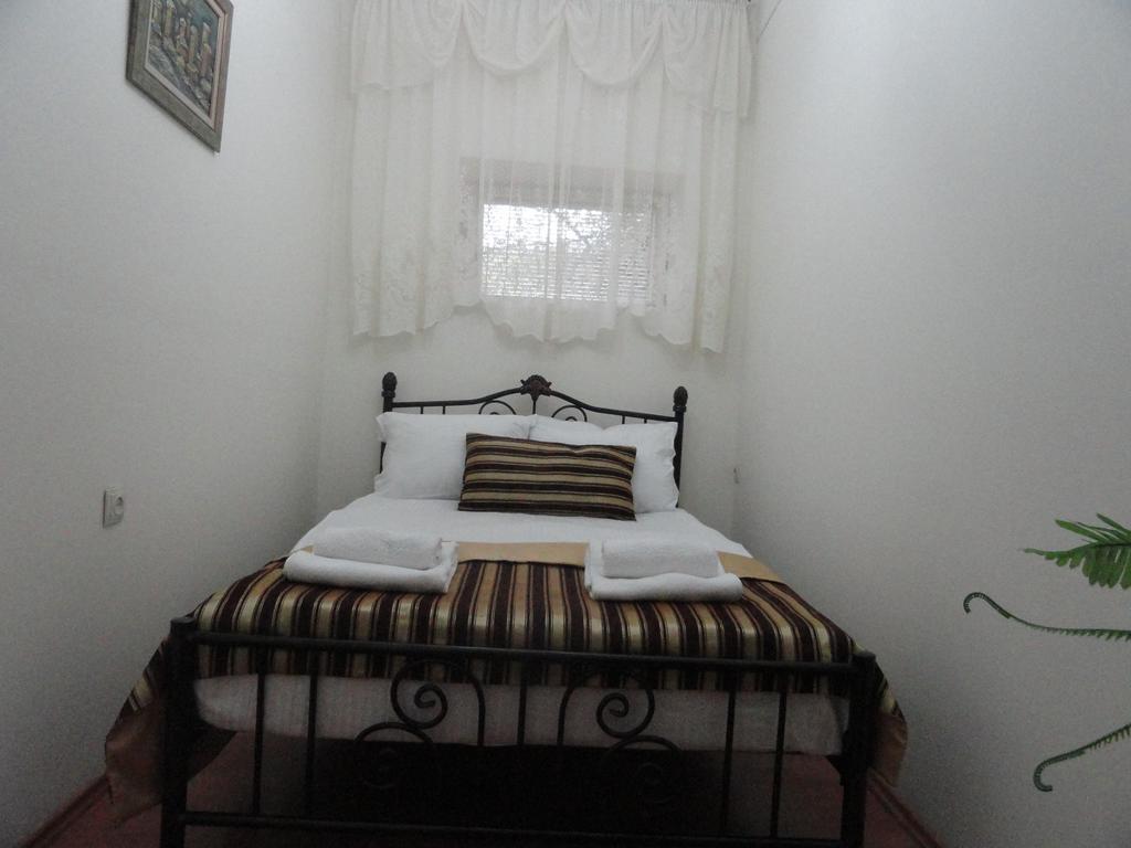 Apartment Fine Home Тбілісі Екстер'єр фото