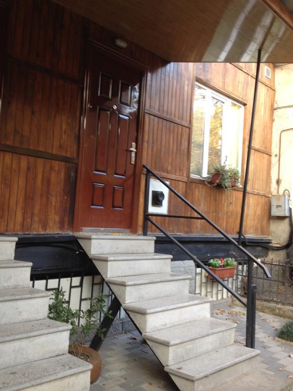 Apartment Fine Home Тбілісі Екстер'єр фото