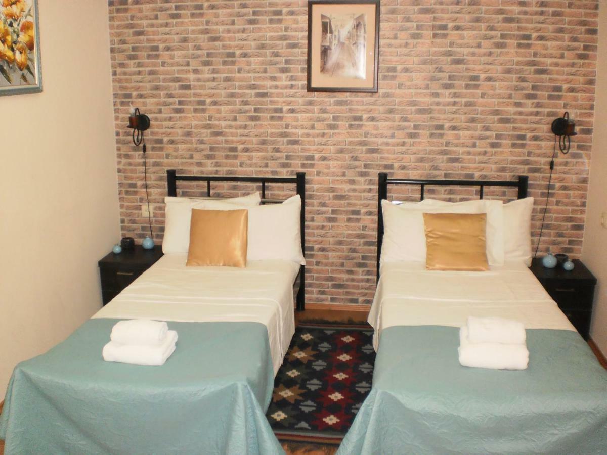 Apartment Fine Home Тбілісі Екстер'єр фото