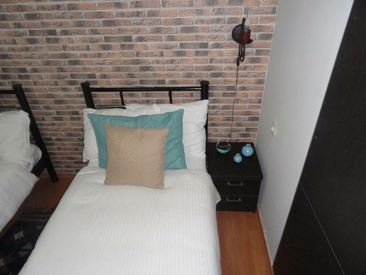 Apartment Fine Home Тбілісі Екстер'єр фото